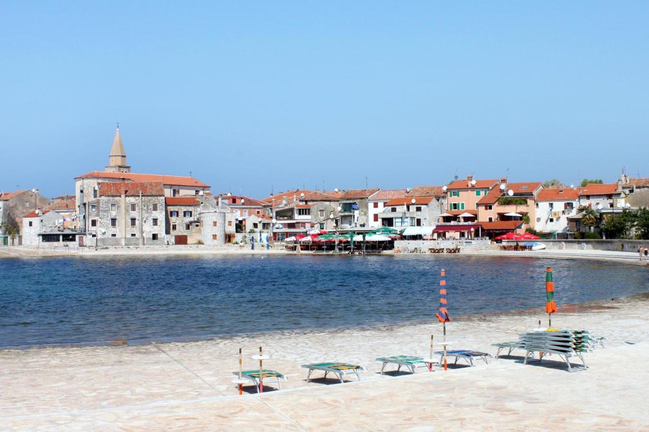 Apartments With A Parking Space Umag - 7066 Экстерьер фото