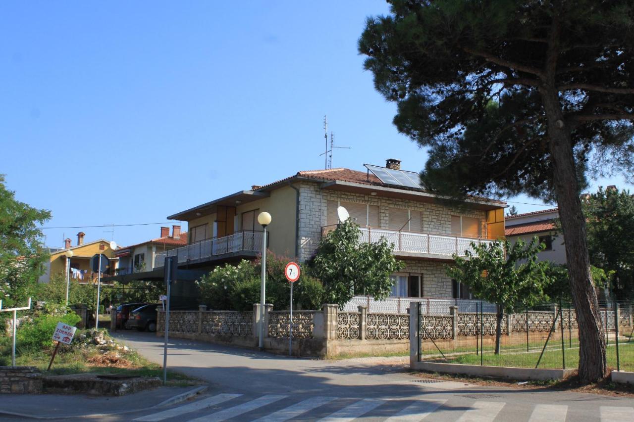 Apartments With A Parking Space Umag - 7066 Экстерьер фото