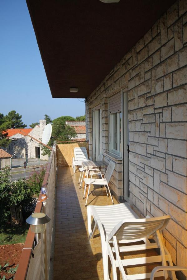 Apartments With A Parking Space Umag - 7066 Экстерьер фото