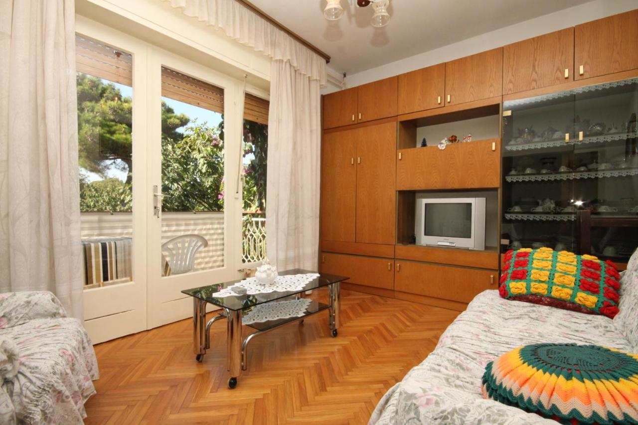 Apartments With A Parking Space Umag - 7066 Экстерьер фото