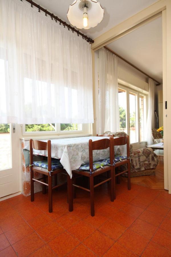 Apartments With A Parking Space Umag - 7066 Экстерьер фото