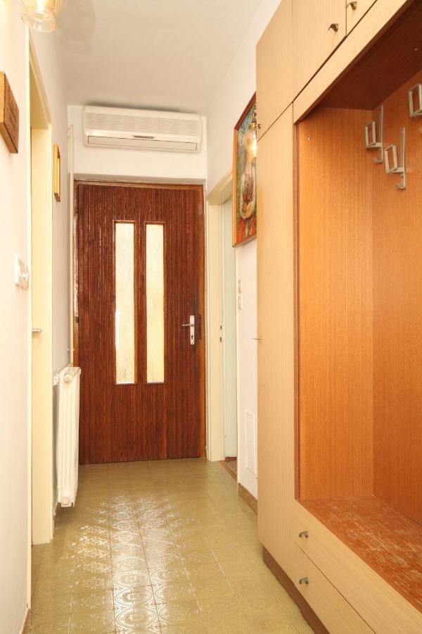 Apartments With A Parking Space Umag - 7066 Экстерьер фото