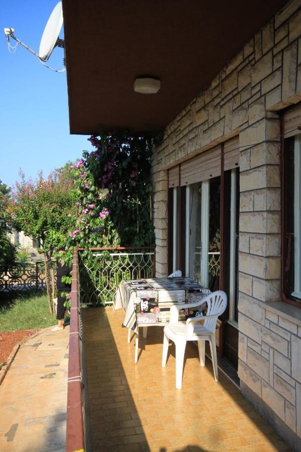 Apartments With A Parking Space Umag - 7066 Экстерьер фото
